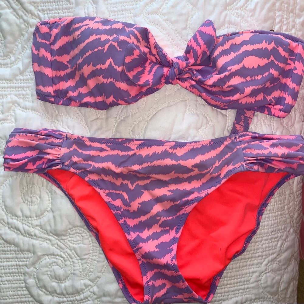 Victoria’s Secret bikini